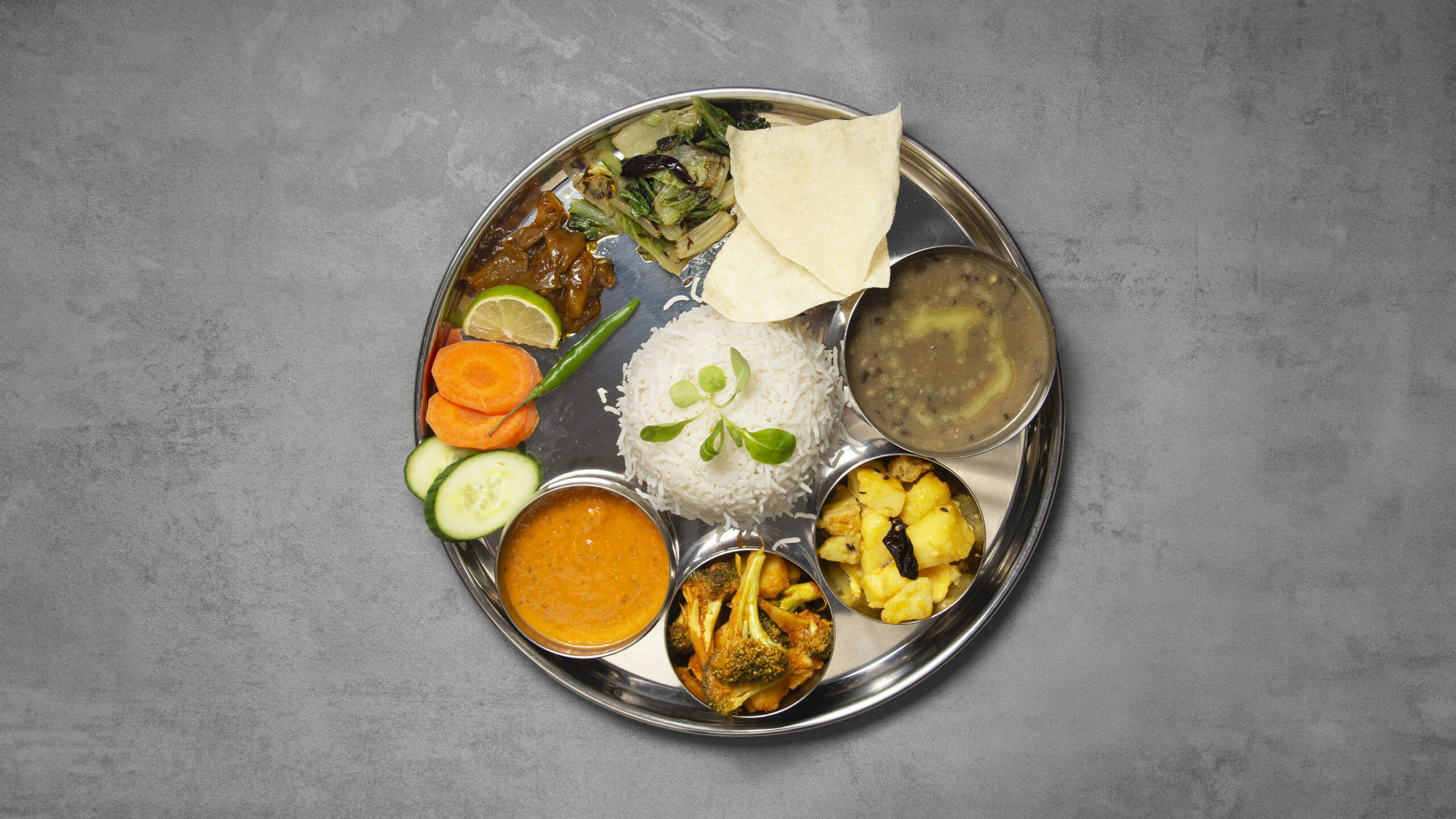 12. VEG THALI