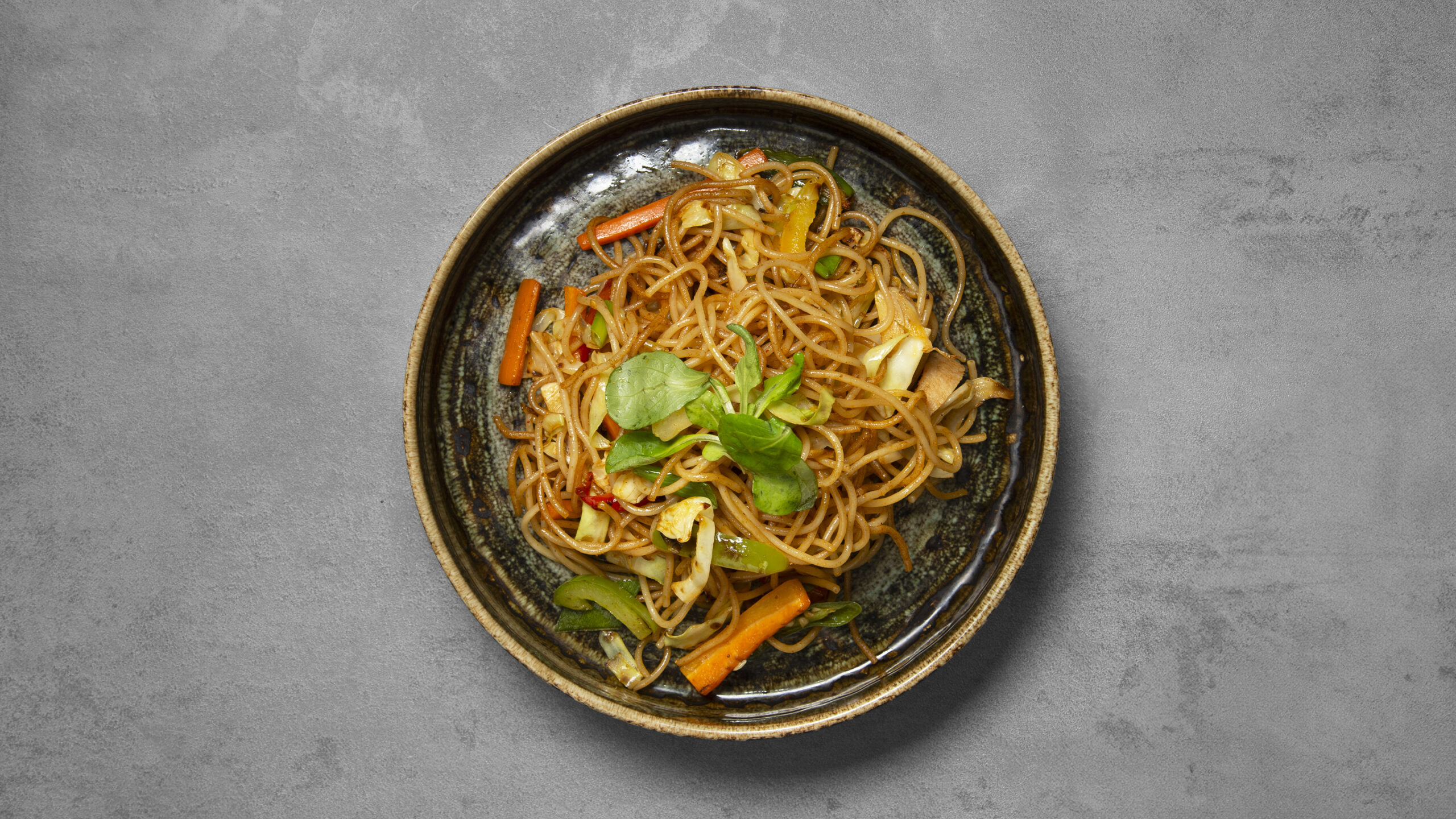 26. VEG FRIED NOODLES